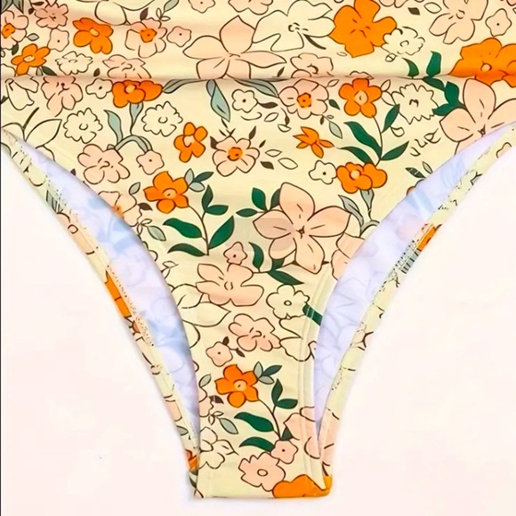 One Piece Swimsuit with Ruffled V-Neck with Open Hole Back - Picture 5 of 11